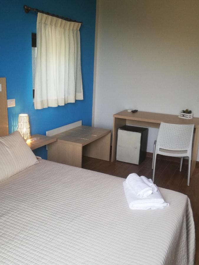La Porta Delle Gole Hotell Motta Camastra Exteriör bild